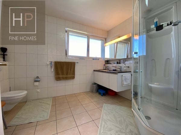 4.5 Zimmer Attika-Eigentumswohnung mit Hobbyraum und 2 Autoeinstellhallenplätze 12