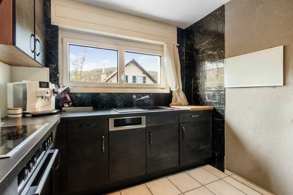 Doppeleinfamilienhaus zum Verkaufen. 3