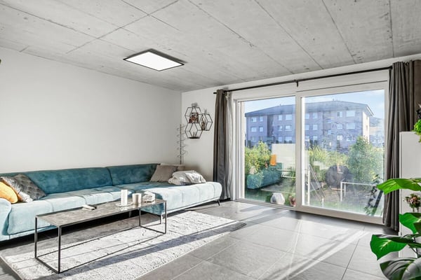 2 Familienhaus - 5.5 Zi und 4.5 Zi 2