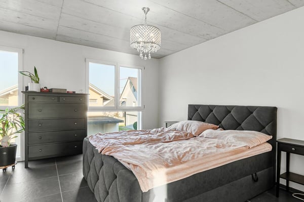 2 Familienhaus - 5.5 Zi und 4.5 Zi 5