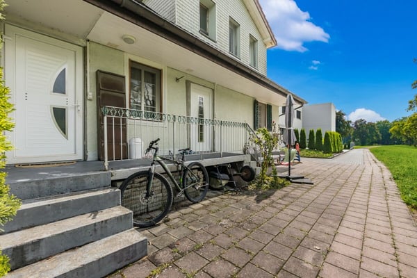 2 Wohnungen stehen für Sie bereit. 12