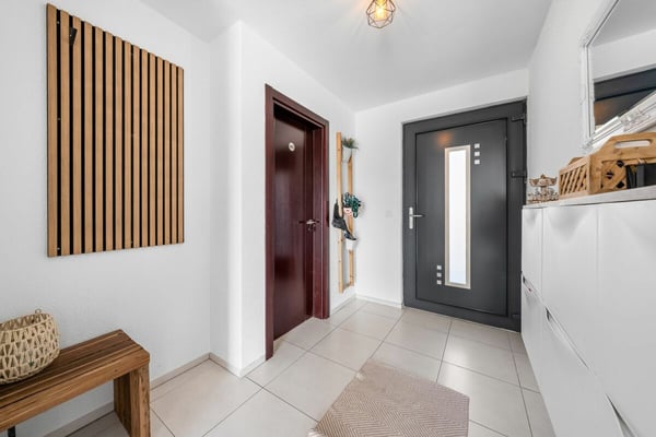 5.5 Zimmer Doppeleinfamilienhaus mit Aussicht 3