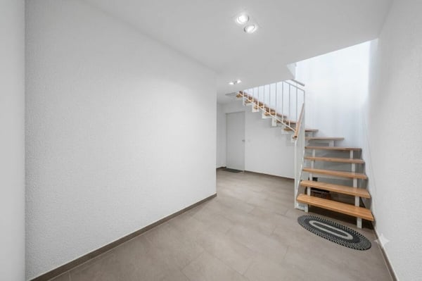Wohnen mit Charme und Lebensqualität - stilvolles 4.5-Zimmer-Doppeleinfamilienhaus in familienfreundlicher Lage 13