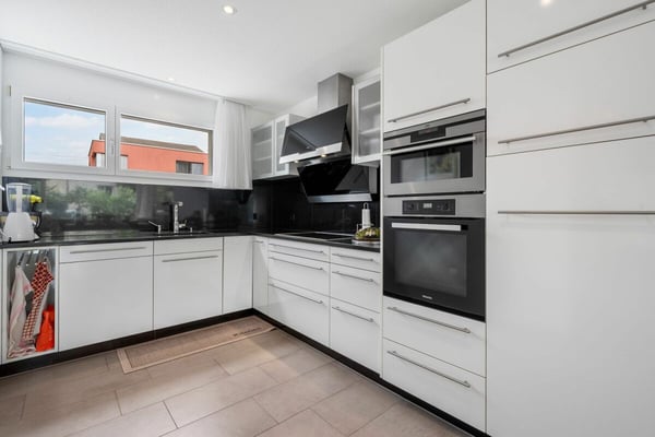 Wohnen mit Charme und Lebensqualität - stilvolles 4.5-Zimmer-Doppeleinfamilienhaus in familienfreundlicher Lage 6