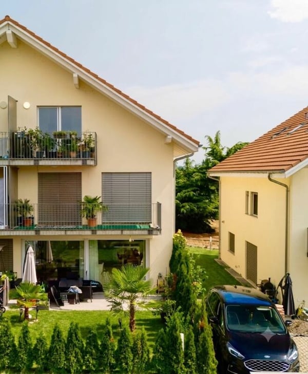6.5 Zi Doppeleinfamilienhaus mit seperater 3.5 Zi Wohnung im DG 16