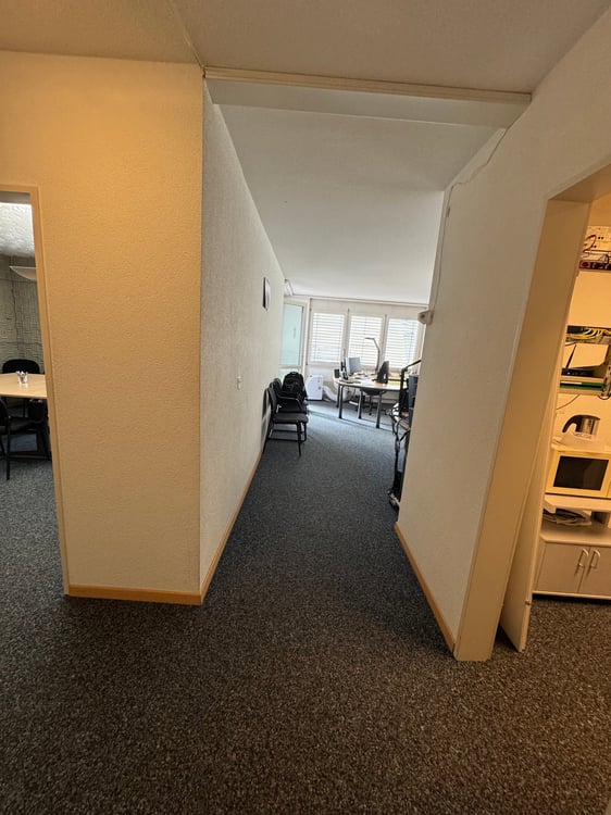 Attraktive Büroräumlichkeiten im Herzen von Thun zu vermieten 3