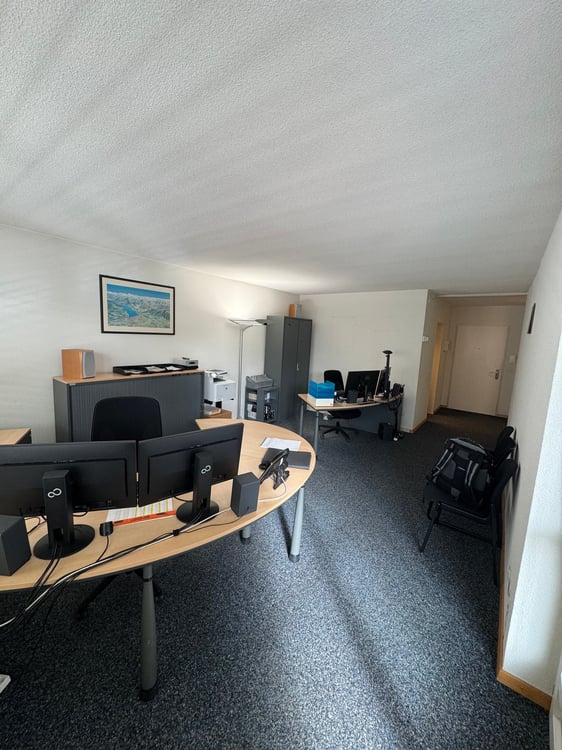 Attraktive Büroräumlichkeiten im Herzen von Thun zu vermieten 1