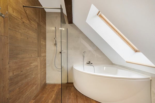 Neuwertiges Doppeleinfamilienhaus mit Einliegerwohnung und grossem Carport 13