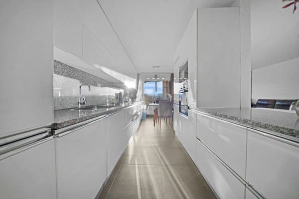 Helle, zentrale 1.5-Zimmer Eigentumswohnung mit Weitsicht 6