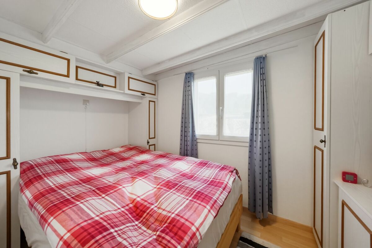 Gepflegtes Mobilhome mit 549 m² Land, insgesamt 5 Parzellen mit grossem Entwicklungspotenzial