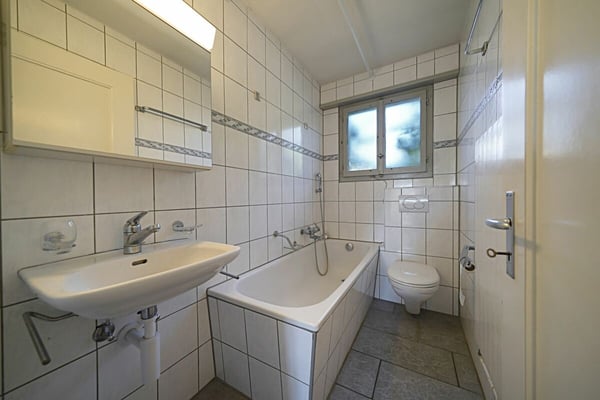 Freistehendes 5-Zimmer Einfamilienhaus an toller Lage in Meikirch 10