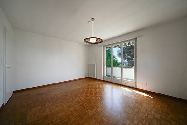 Freistehendes 5-Zimmer Einfamilienhaus an toller Lage in Meikirch 3