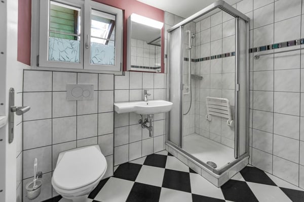 Charmantes, zentrales Einfamilienhaus mit Garten in Herzogenbuchsee 10