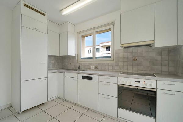Attraktive 4.5 Zimmer Wohnung in Lostorf 7