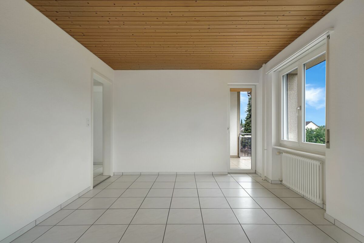 Attraktive 4.5 Zimmer Wohnung in Lostorf