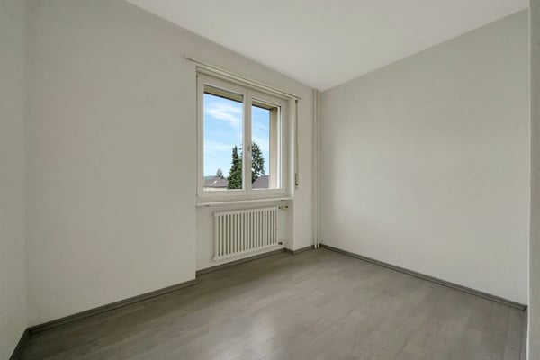 Attraktive 4.5 Zimmer Wohnung in Lostorf 4