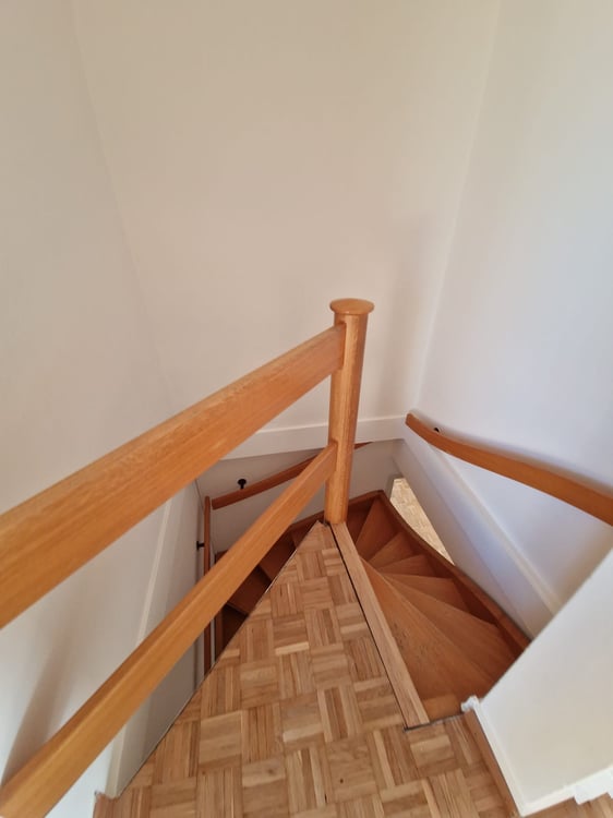 Superbe duplex de 6 Pièces au dernier étage dans le quartier de Plainpalais 13