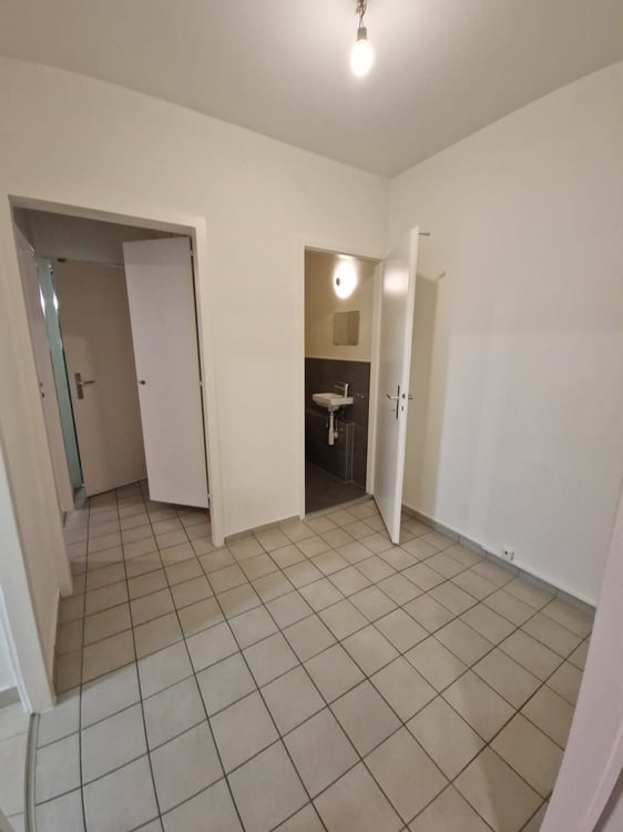 Spacieux appartement de 3 Pièces au coeur du quartier de Plainpalais 5