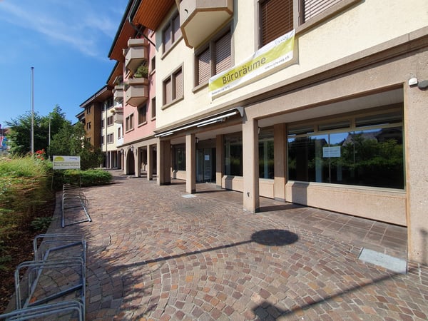 Moderne Praxis- oder Gewerberäumlichkeit in Menziken zu vermieten 8