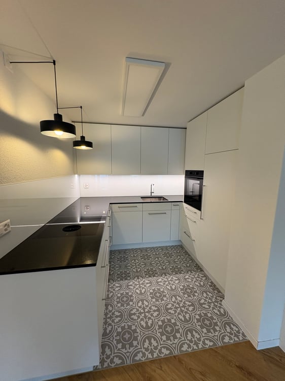 Modern sanierte 1.5-Zimmer-Wohnung im Dorfkern Reinach AG 2