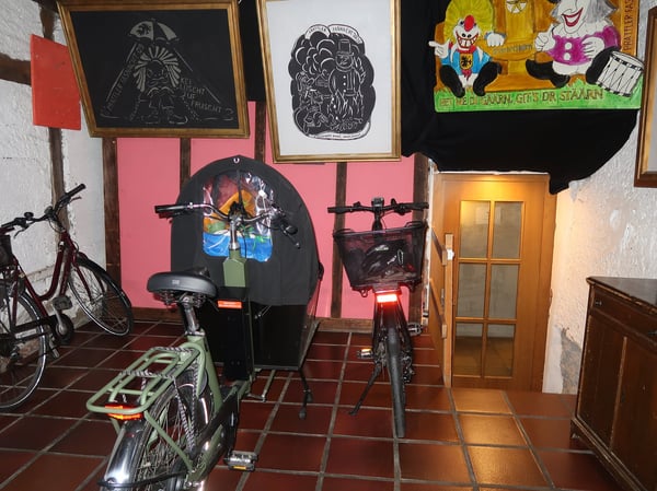 Mehrfamilienhaus im historischen Dorfkern mit viel Potenzial 10