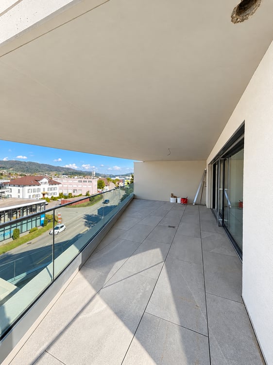 Exklusive 4.5-Zimmer-Terrassenwohnung mit Weitsicht und ultraluxuriösem Ausbau 17