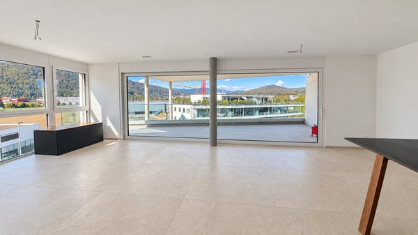 Exklusive 4.5-Zimmer-Terrassenwohnung mit Weitsicht und ultraluxuriösem Ausbau 15