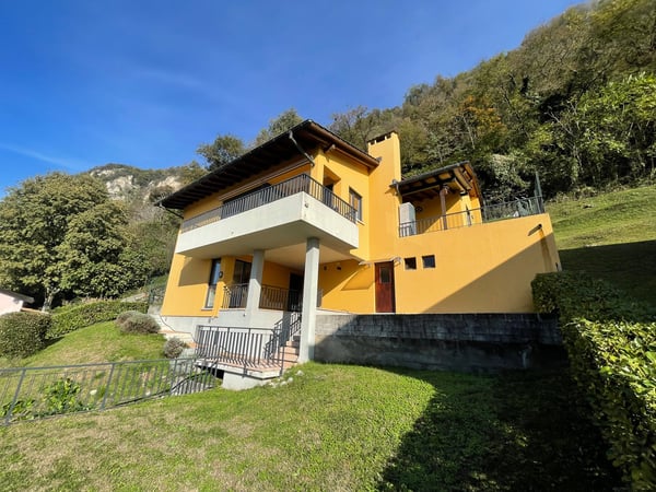 Villa esclusiva - 2 locali, vista panoramica e ampio giardino 2