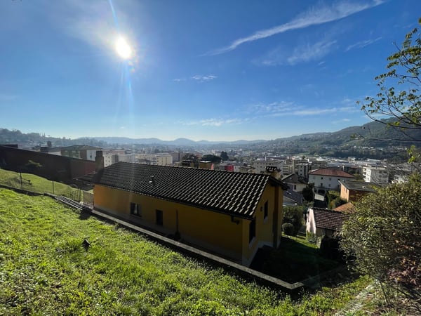 Villa esclusiva - 2 locali, vista panoramica e ampio giardino 15