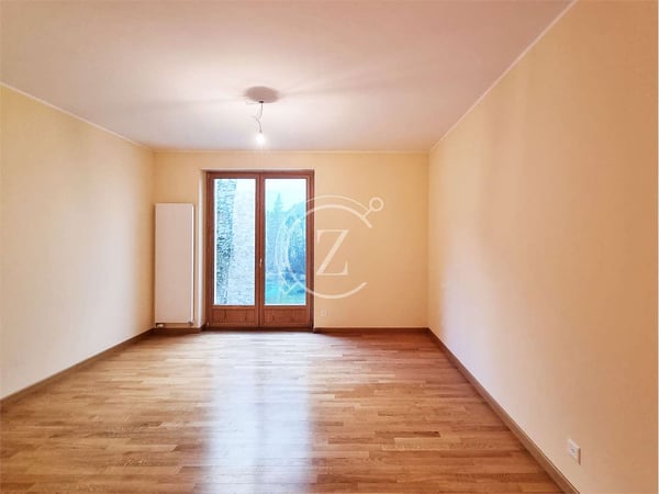 Appartamento 4.5 locali con giardino a Castagnola 8