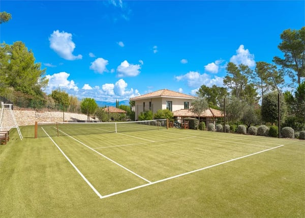 Villa di lusso nella tenuta Terre Blanche. 8