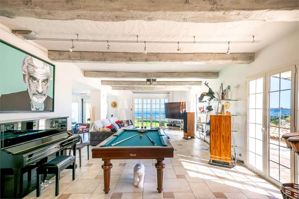 UNA MAGNIFICA PROPRIETÀ A TANNERON. 10