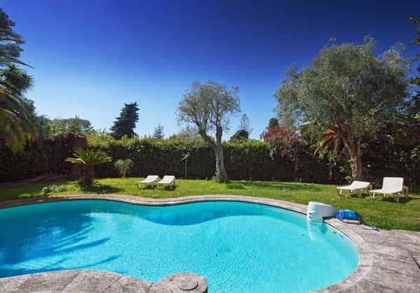 magnifica villa art déco in una tenuta sicura 4