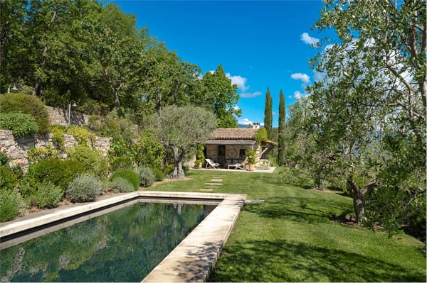 SPLENDIDO CASALE PROVENZALE CON VISTA PANORAMICA. 4