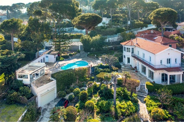 Splendida villa fronte mare 2