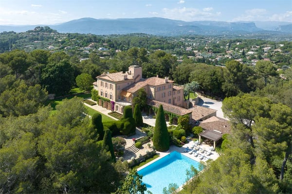 UNA PROPRIETÀ D'ECCEZIONE TRA MOUGINS E VALBONNE 3