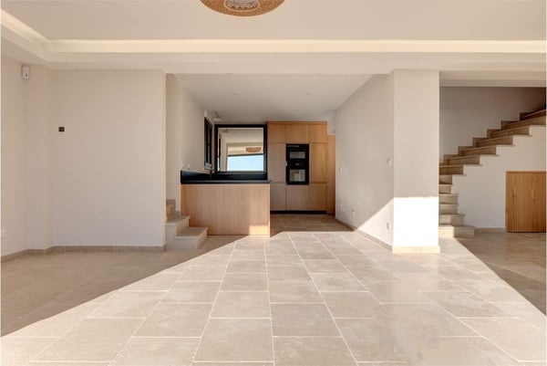 Villa neoprovenzale con magnifica vista sul mare 12