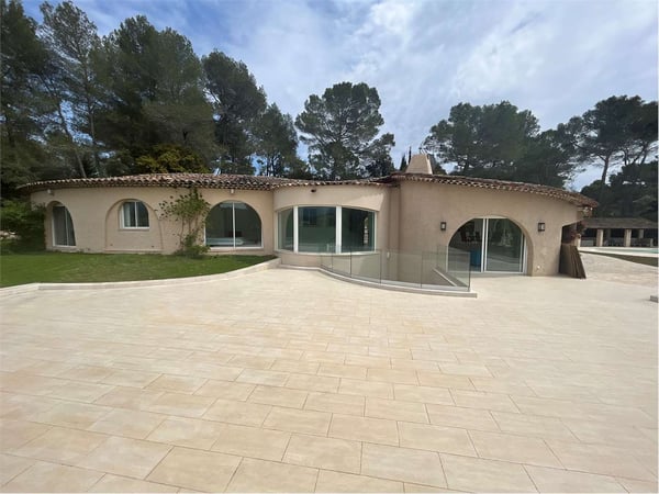 Bellissima villa vicino a Mougins 3