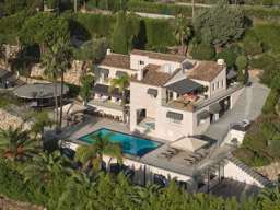 ECCEZIONALE TENUTA SUPER CANNES 4