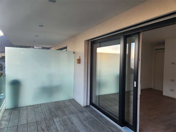 2.5 locali con zona hobby e giardino d'inverno 6