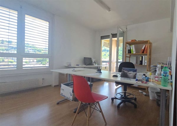 Vendesi Appartamento / Ufficio, 1.5 locali Chiasso 1