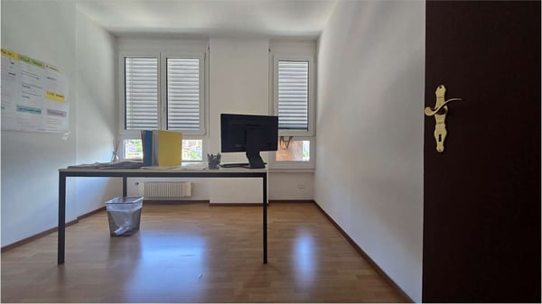 Vendesi Appartamento / Ufficio, 1.5 locali Chiasso 3