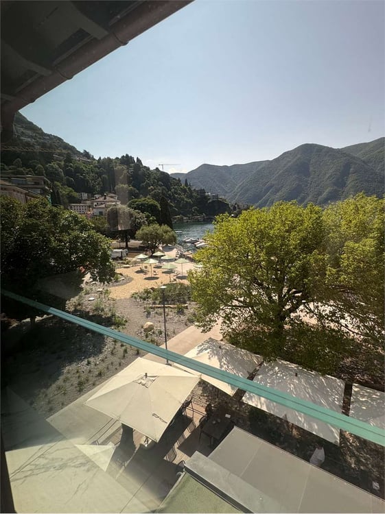 Attico di lusso esclusivo sul Lago di Lugano 9
