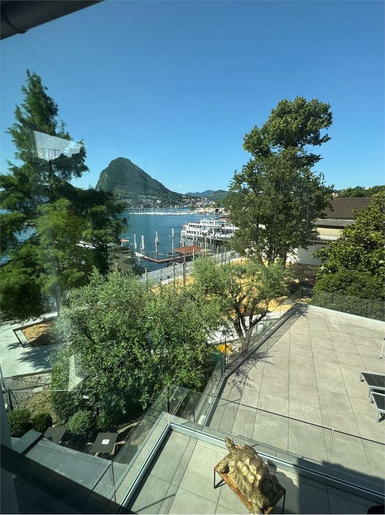 Attico di lusso esclusivo sul Lago di Lugano 11