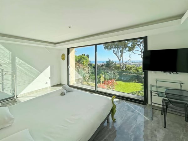 Villa contemporanea vista mare 10