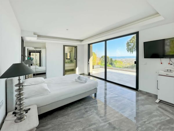 Villa contemporanea vista mare 9