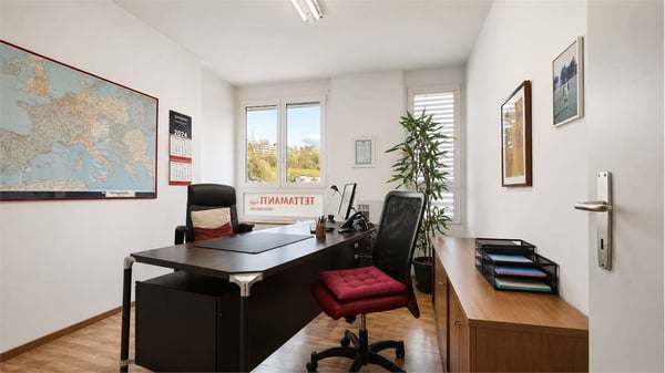 Vendesi Appartamento / Ufficio, 3.5 locali Chiasso 4