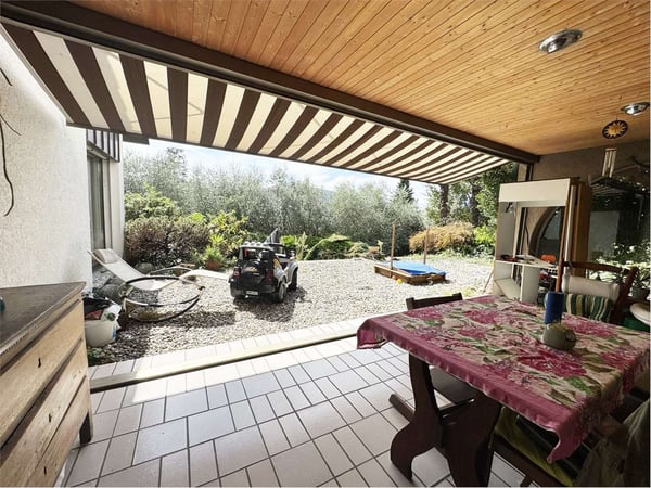 Vendesi Villa Storica a Magliaso immersa nel verde lontana dal traffic 2