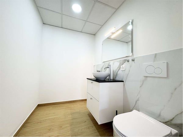 Appartamento 1.5 locali in centro a Lugano con parziale vista lago 5