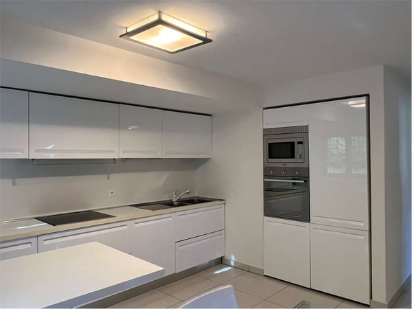 Affittiamo appartamento luminoso di 1.5 a Massagno vicino la FFS 4